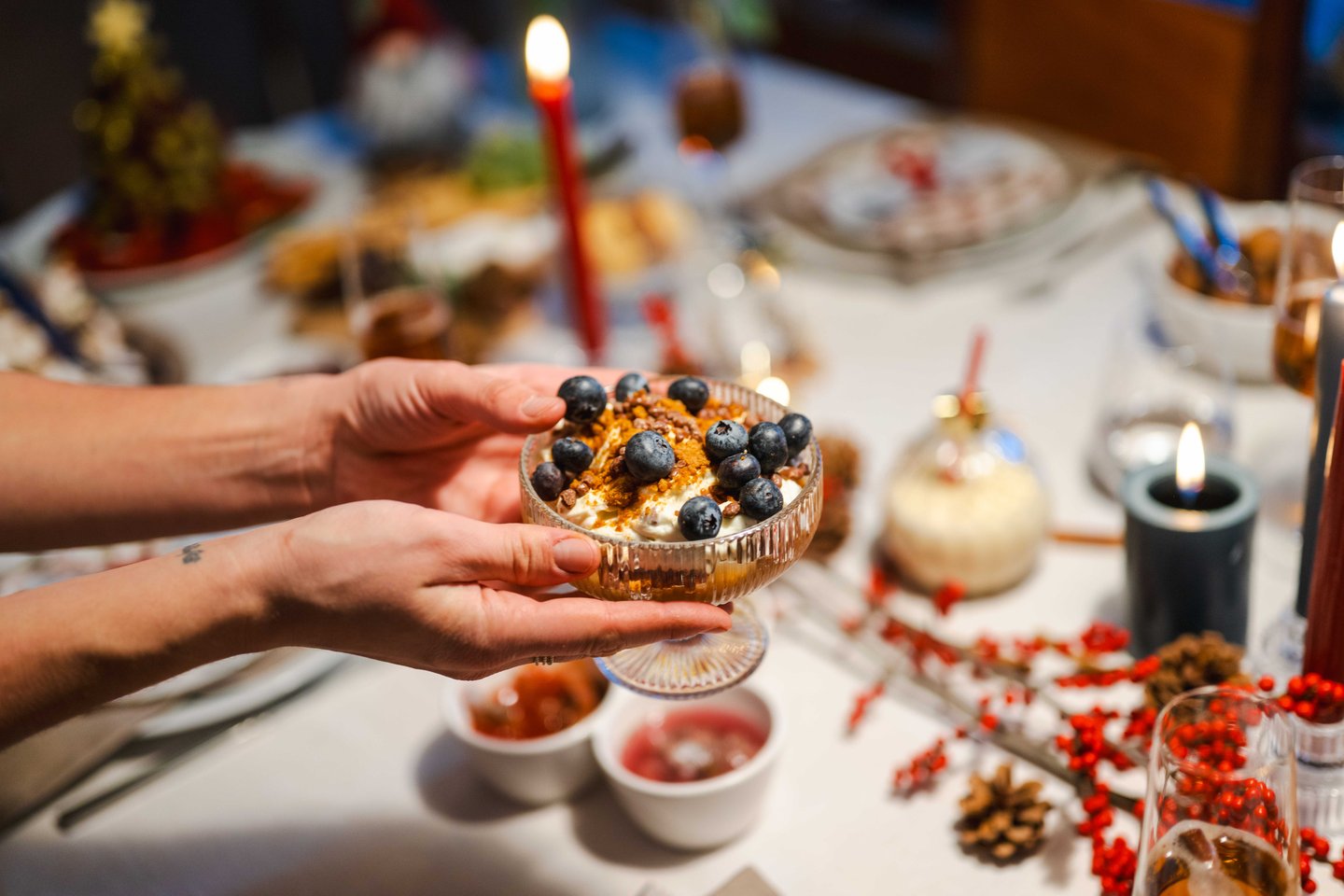 Ostekake med pepperkakesmuler