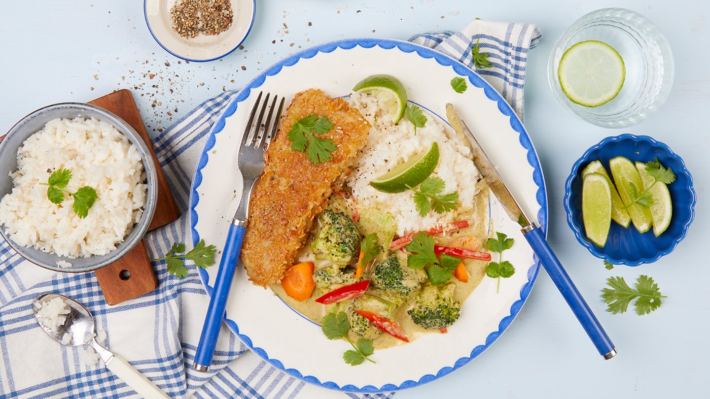 Panert torsk med kokosris og green currysaus
