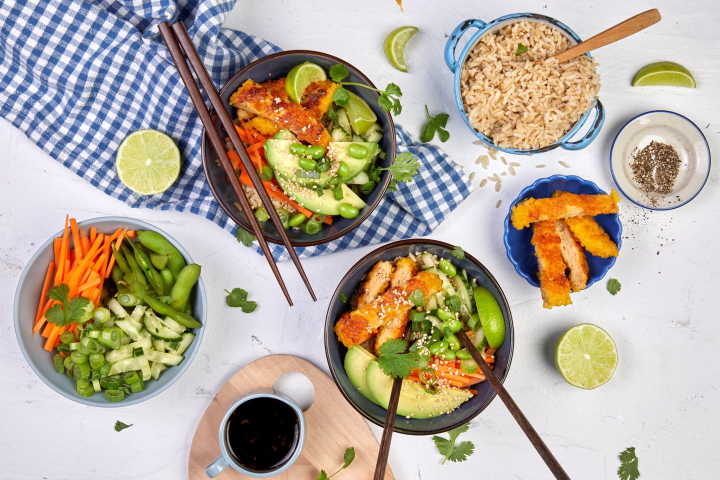 Asiatisk fiskebowl med fullkornsris