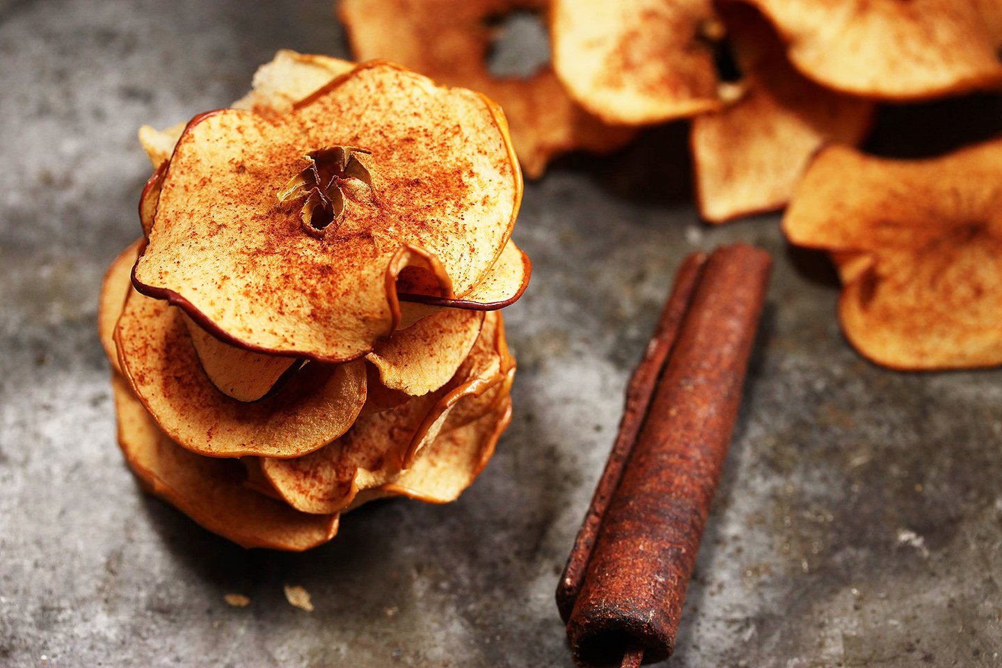 Knasende gode eplechips