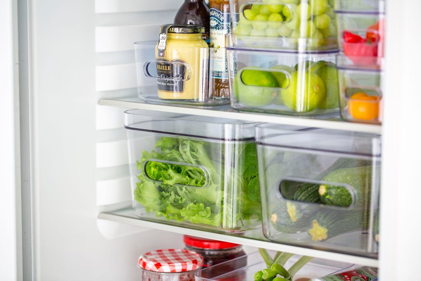 Organiser og sorter kjøleskapet