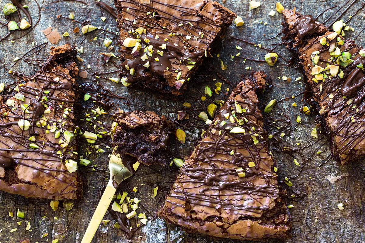 Brownie med pistasjnøtter