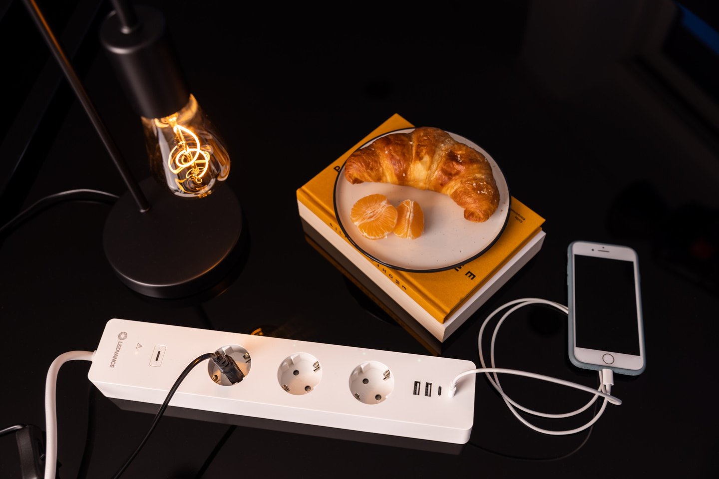 bild 4 asset-13101271_SMART_PLUS__WIFI_MULTI_POWER_SOCKET_1 (1).jpg