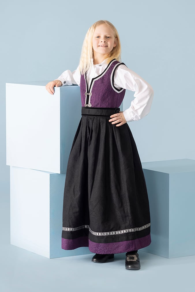 Barn - Lilla festdrakt