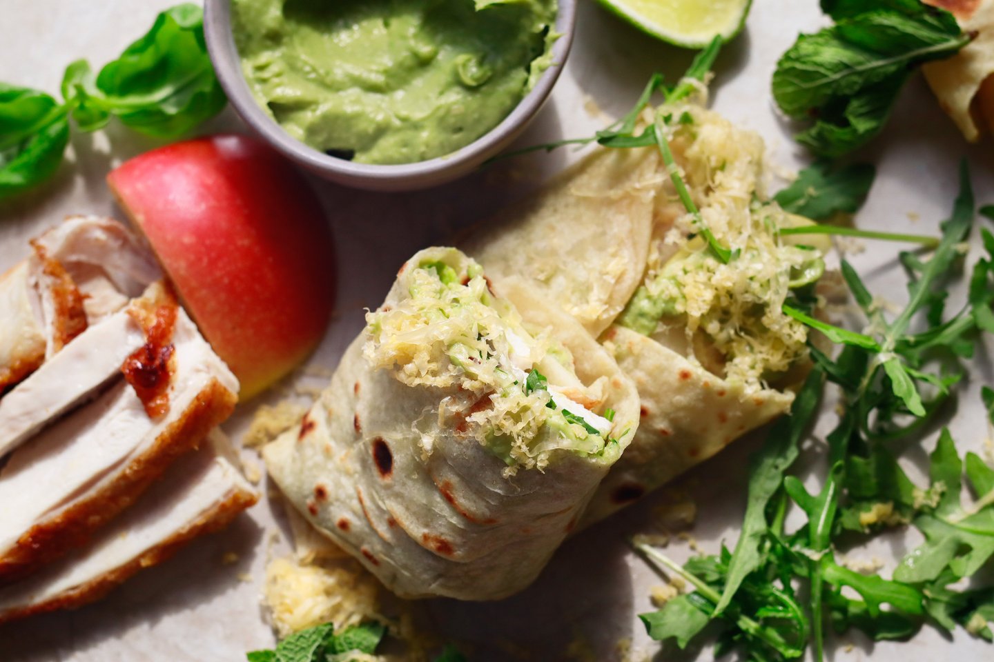 Kyllingwrap med hjemmelagde tortillalefser