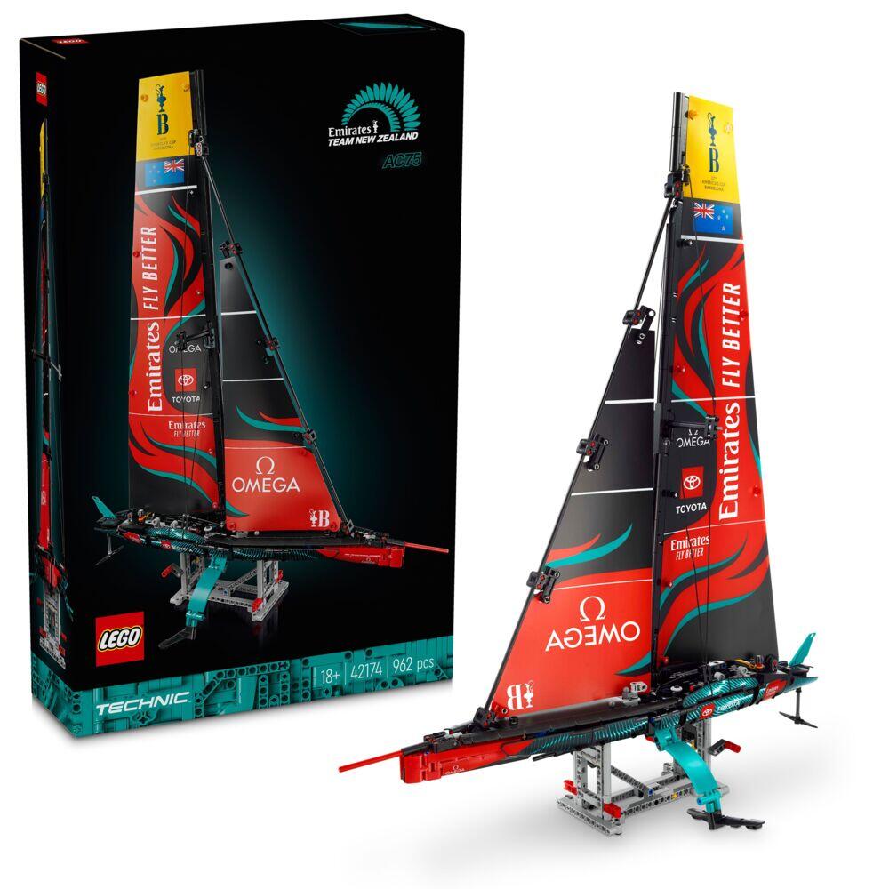 LEGO® Technic Yachten Emirates Team New Zealand AC75 42174