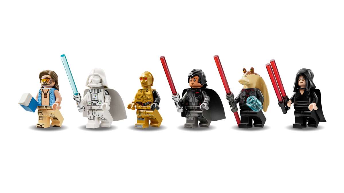 LEGO® Star Wars™ The Dark Falcon 75389