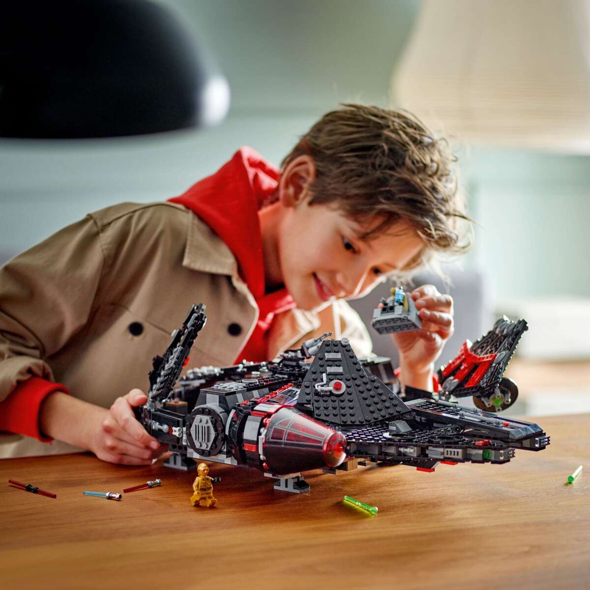 LEGO® Star Wars™ The Dark Falcon 75389