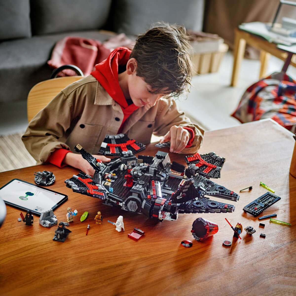 LEGO® Star Wars™ The Dark Falcon 75389