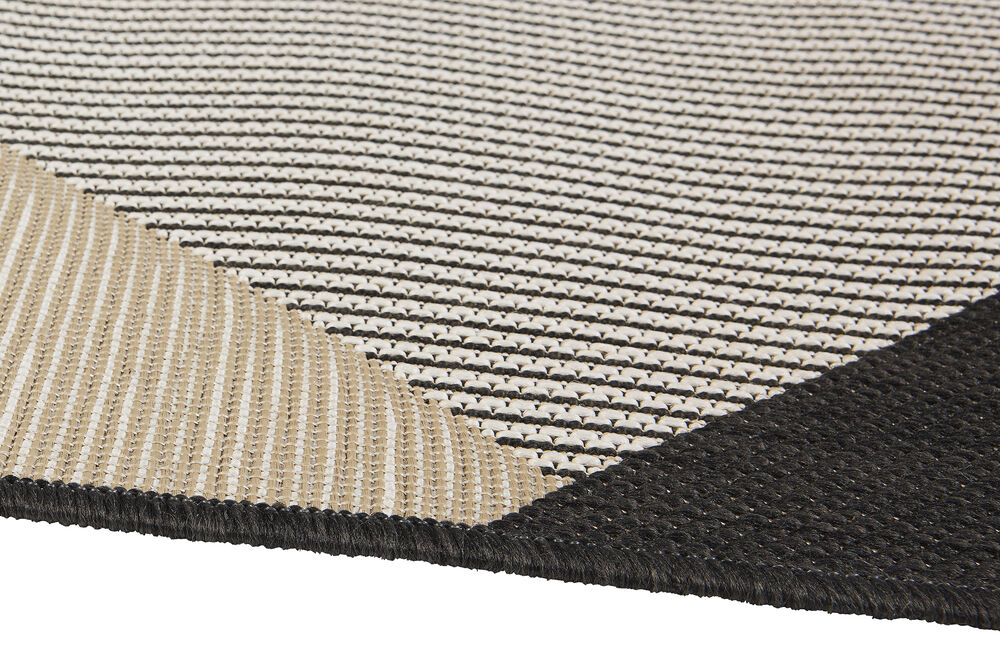 Praga uteteppe, mørk grå