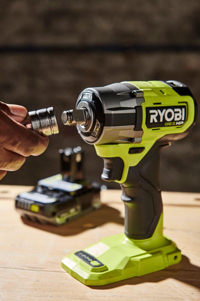Ryobi ONE+ HP RIW18C-0 muttertrekker u/batteri