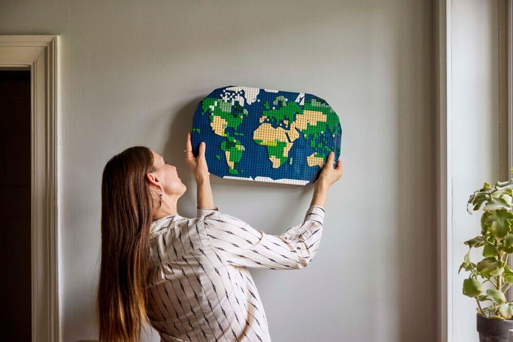 LEGO® Reiseminner. Byggesett med verdenskart 41838