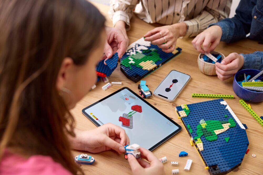 LEGO® Reiseminner. Byggesett med verdenskart 41838