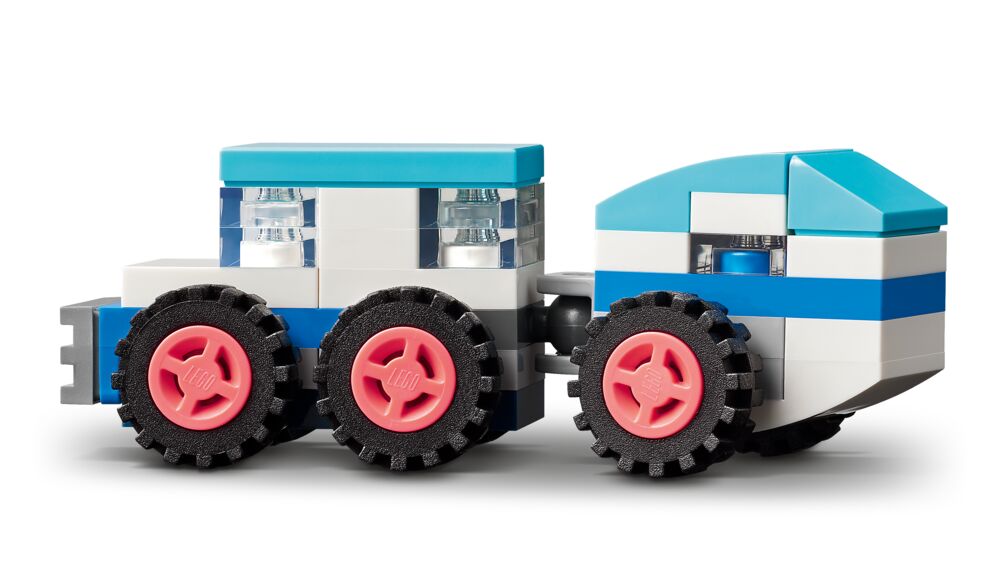 LEGO® Reiseminner. Byggesett med verdenskart 41838