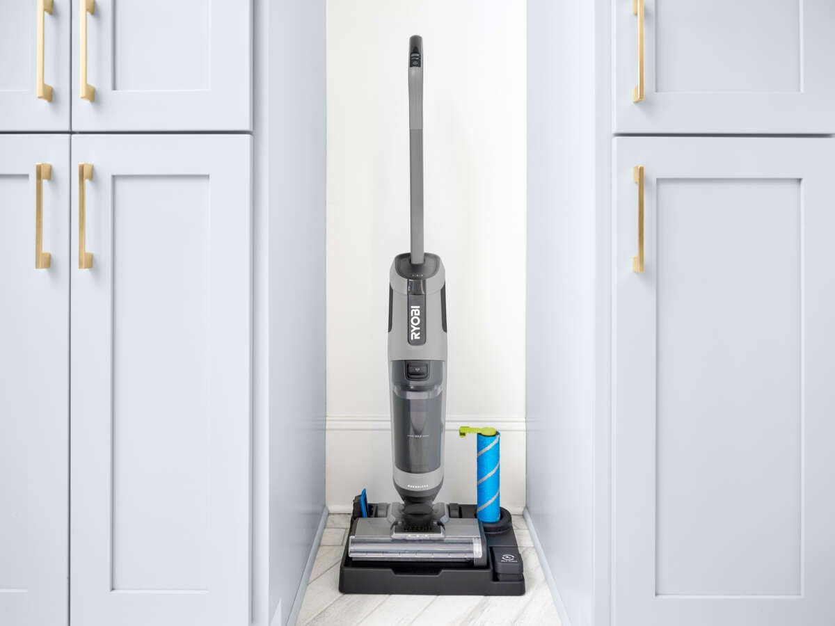 Ryobi ONE+ RHFC18BL-1X40G 3-i-1 gulvvasker m/batteri