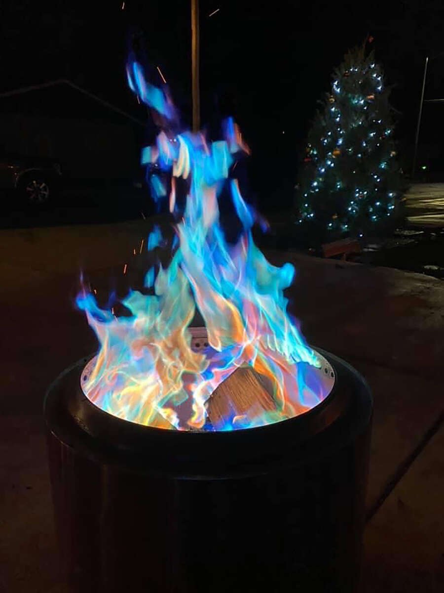 FCC Magic Fire fargepulver til bål 20-pk