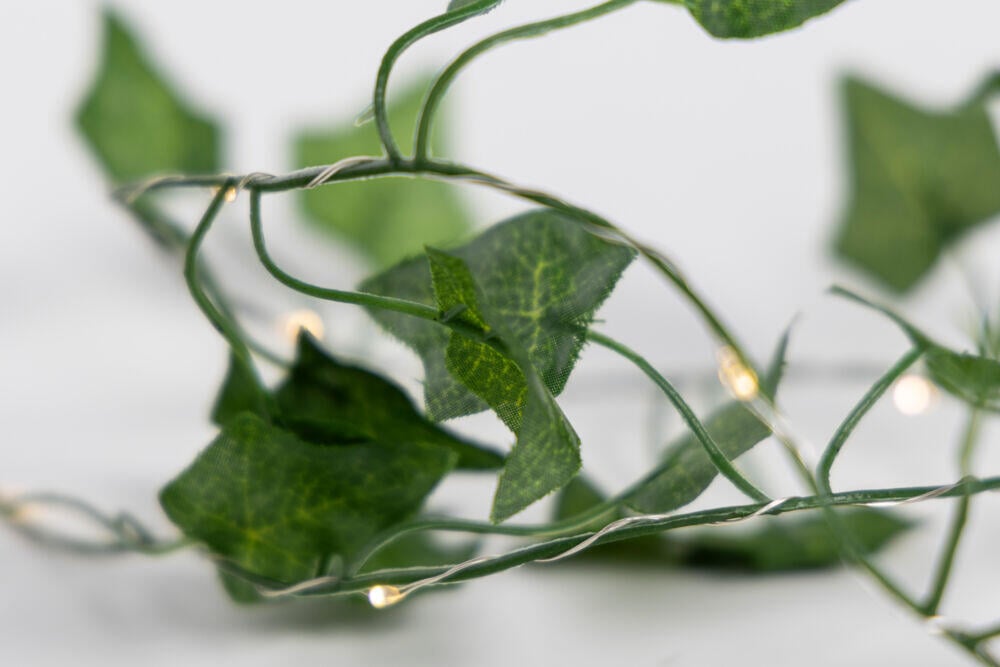 NORD lyslenke med eføyblader 1,8m