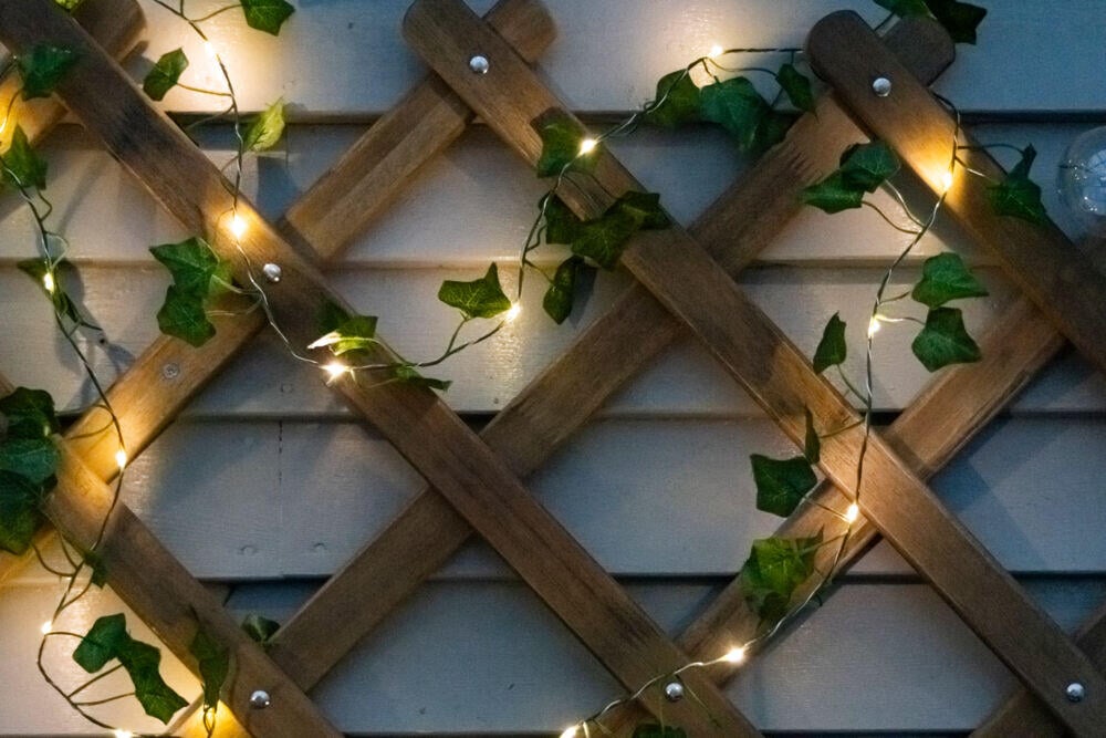 NORD lyslenke med eføyblader 1,8m