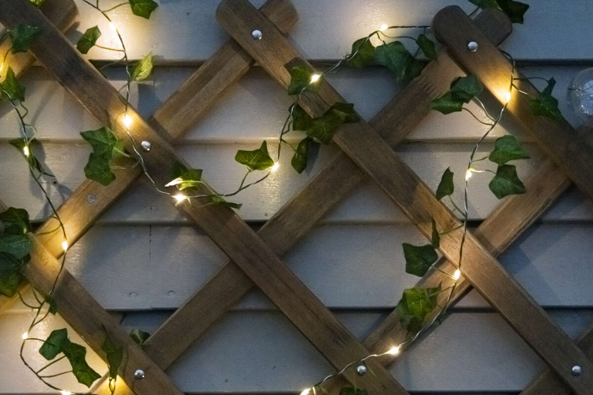 NORD lyslenke med eføyblader 1,8m