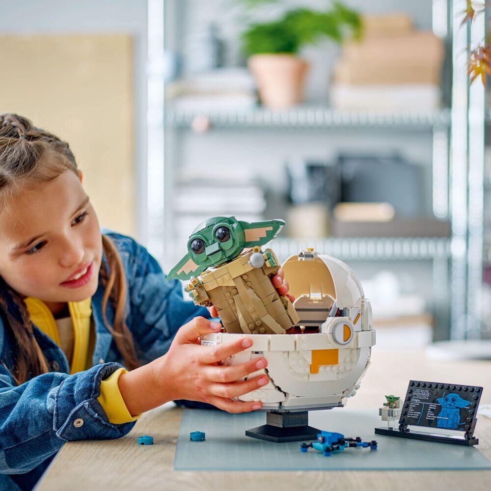 LEGO®Star Wars: The Mandalorian™ Grogu™ med svevende barnevogn 75403