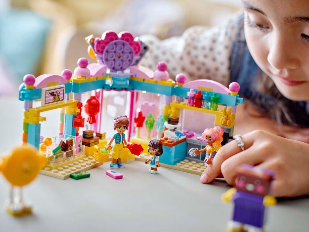 LEGO® Friends Godtebutikken i Heartlake City 42649