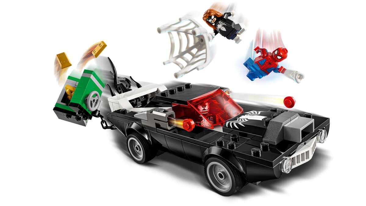 LEGO® Marvel Spider-Man mot Venom med muskelbil 76309