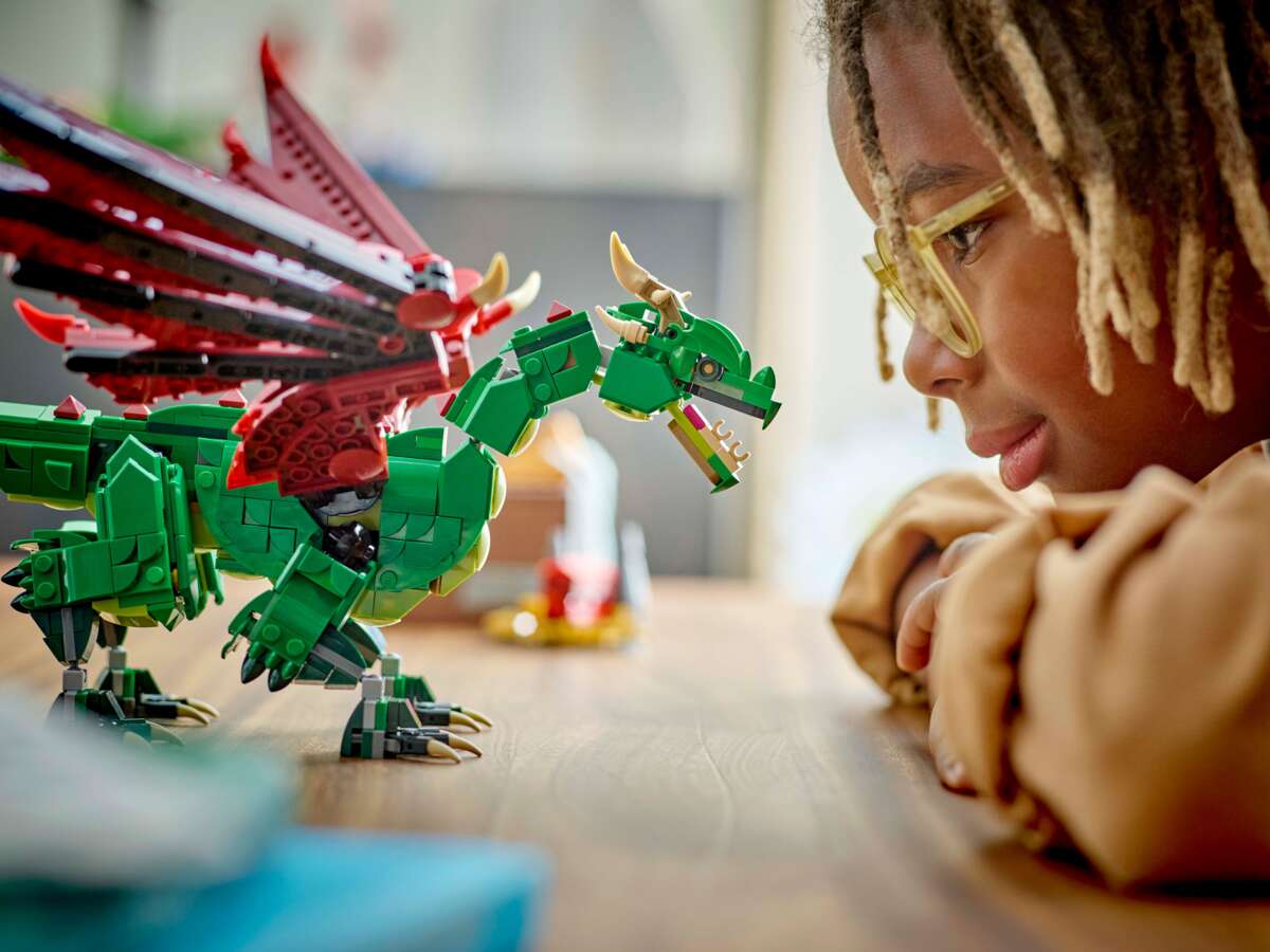 LEGO® Creator 3-i-1 Middelalderdrage 31161