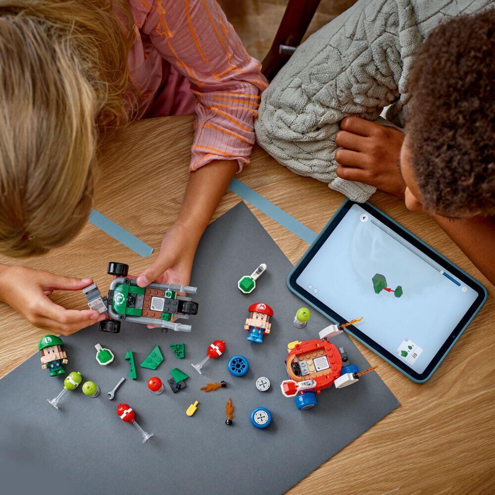 LEGO® Super Mario™: Mario Kart™ – Baby Mario mot Baby Luigi 72034