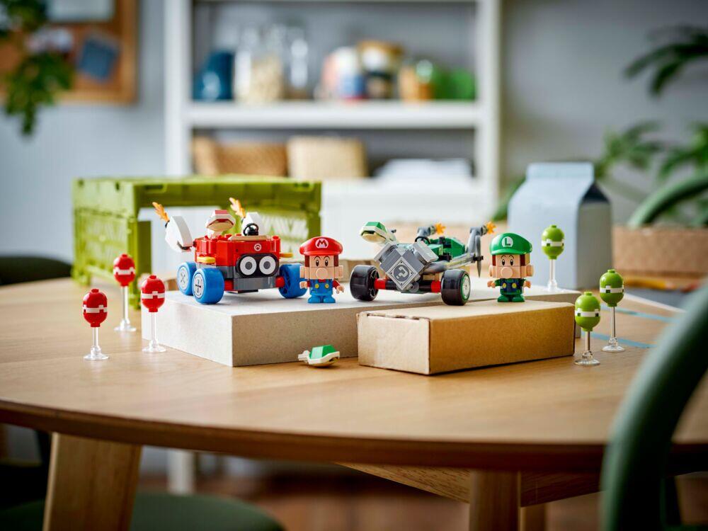 LEGO® Super Mario™: Mario Kart™ – Baby Mario mot Baby Luigi 72034