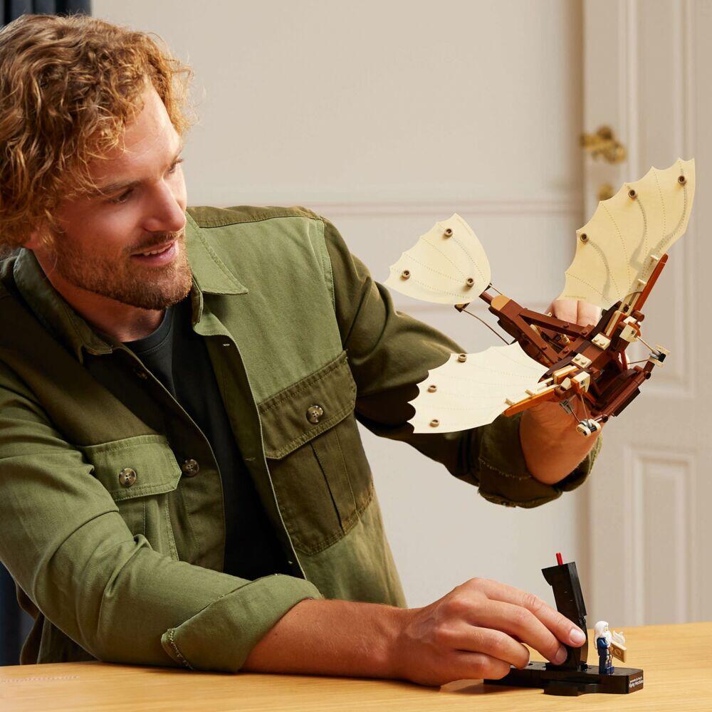 LEGO® Icons Leonardo da Vincis flymaskin 10363