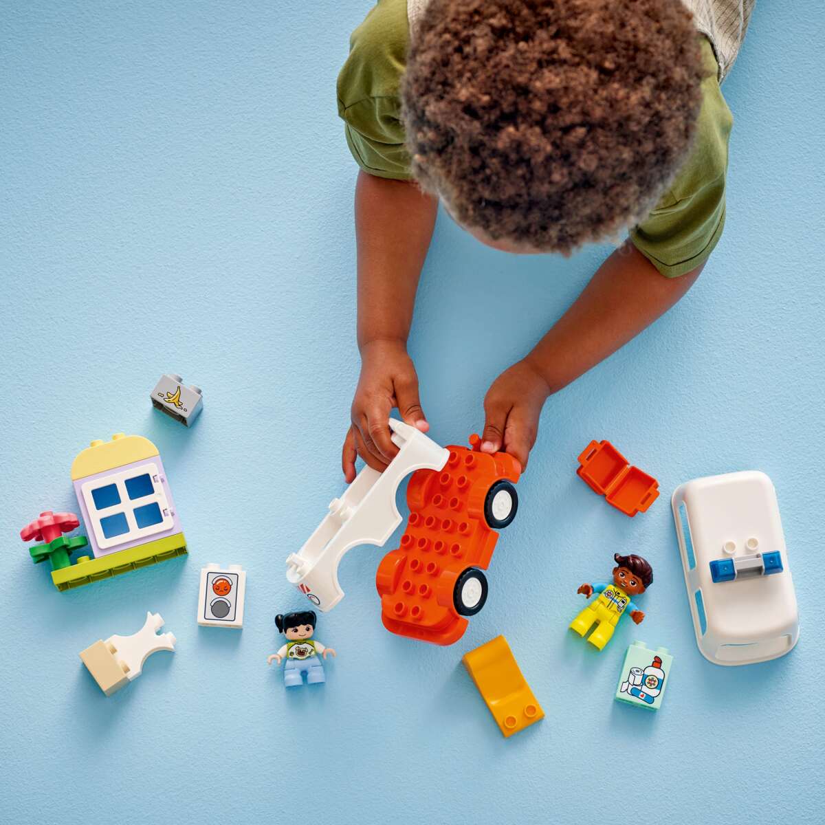 LEGO® DUPLO® Sykebil med sjåfør 10447