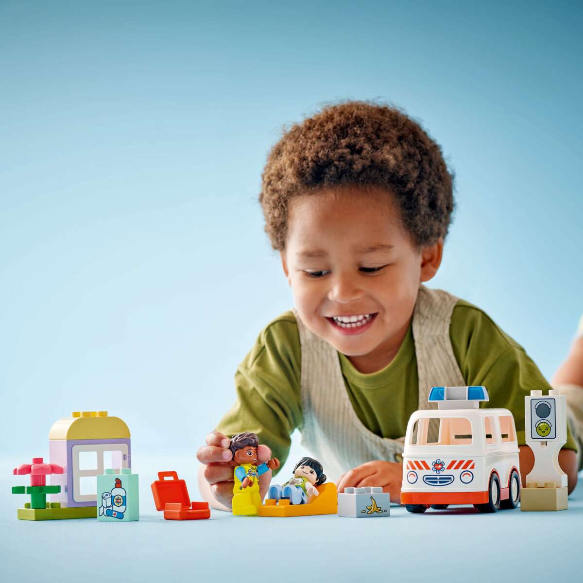 LEGO® DUPLO® Sykebil med sjåfør 10447