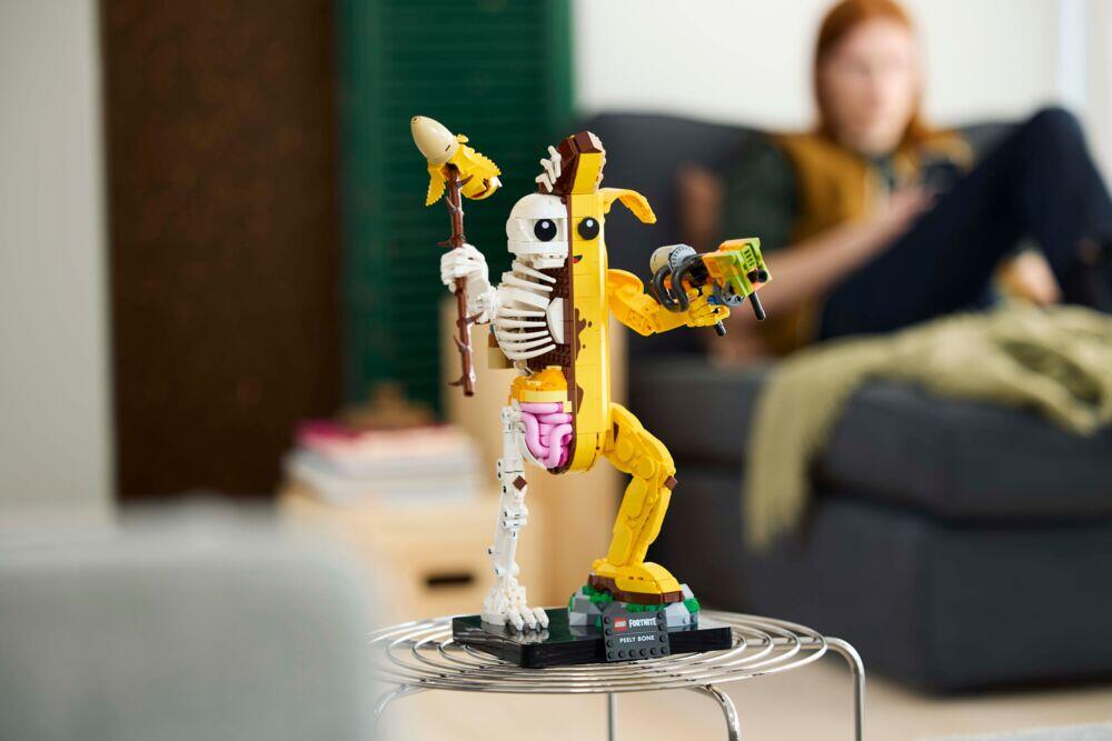 LEGO® Fortnite® Peely Bone 77072