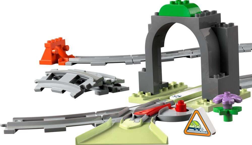LEGO® DUPLO® Town Utvidelsessett med togtunnel og skinner 10425