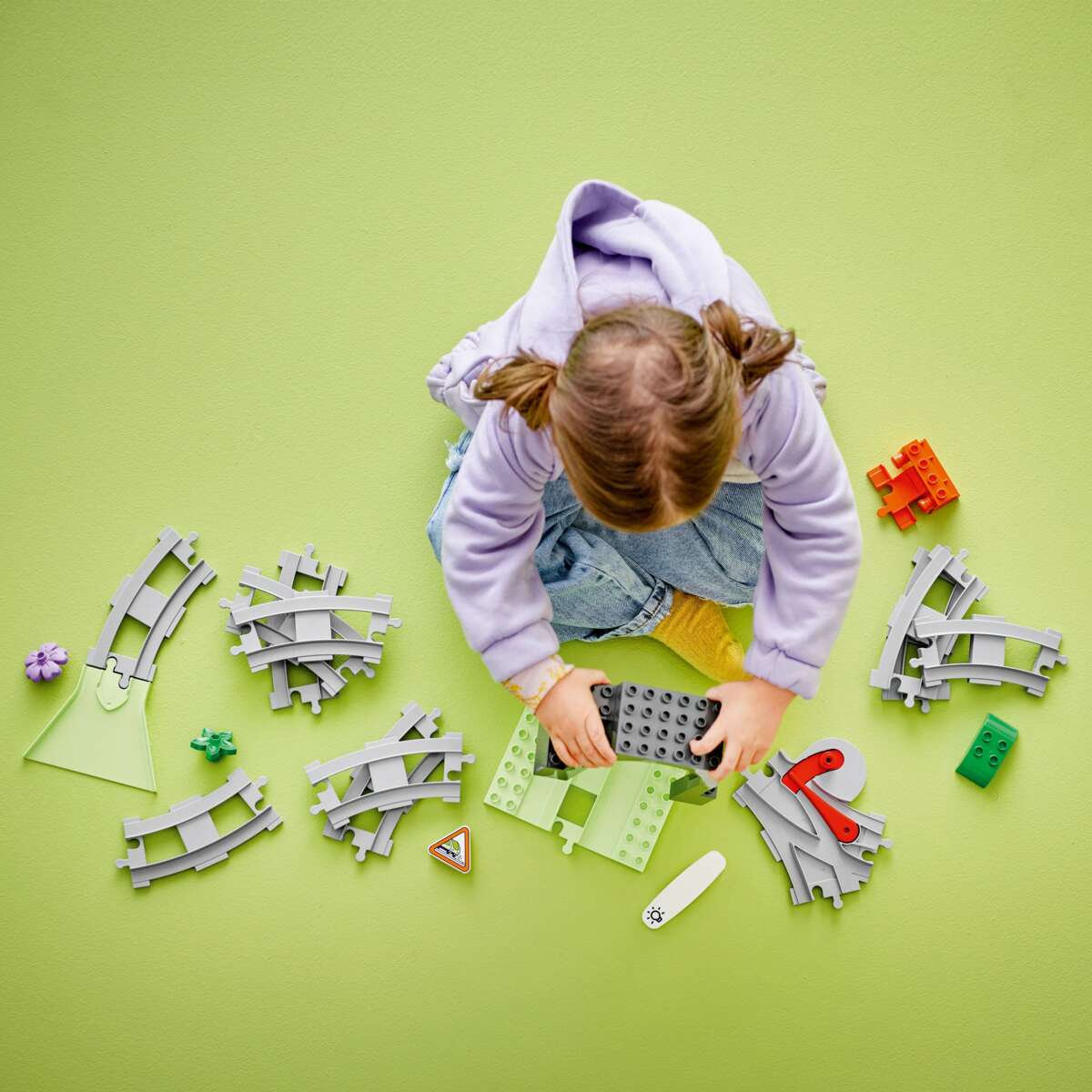 LEGO® DUPLO® Town Utvidelsessett med togtunnel og skinner 10425