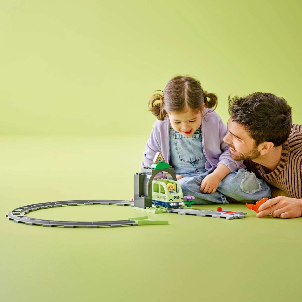 LEGO® DUPLO® Town Utvidelsessett med togtunnel og skinner 10425