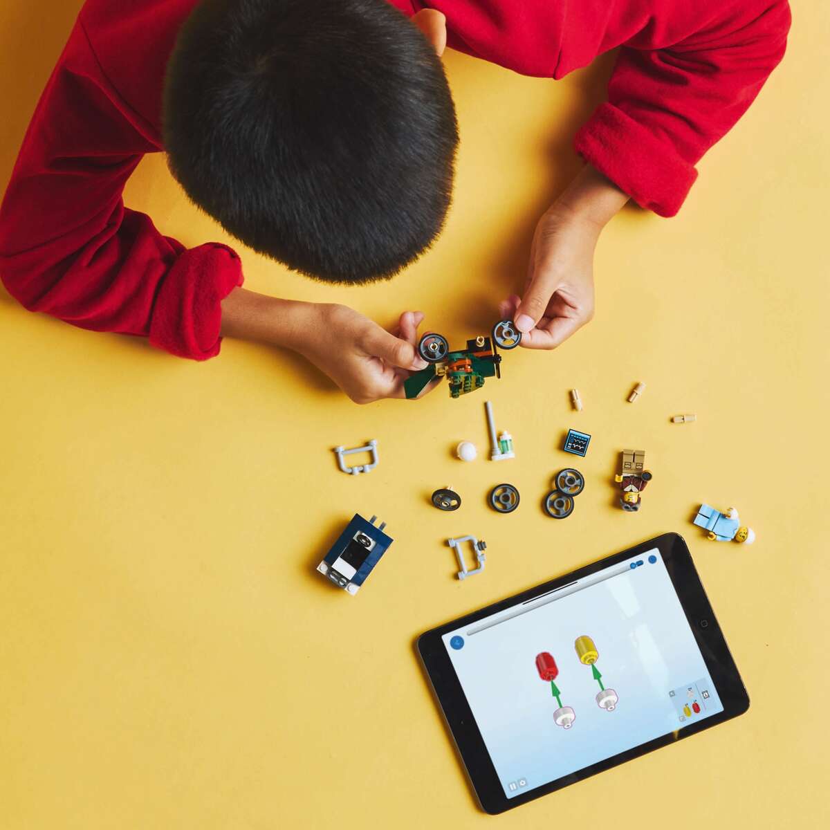 LEGO® City Racerbilpakke flybil mot sykesengbil 60459