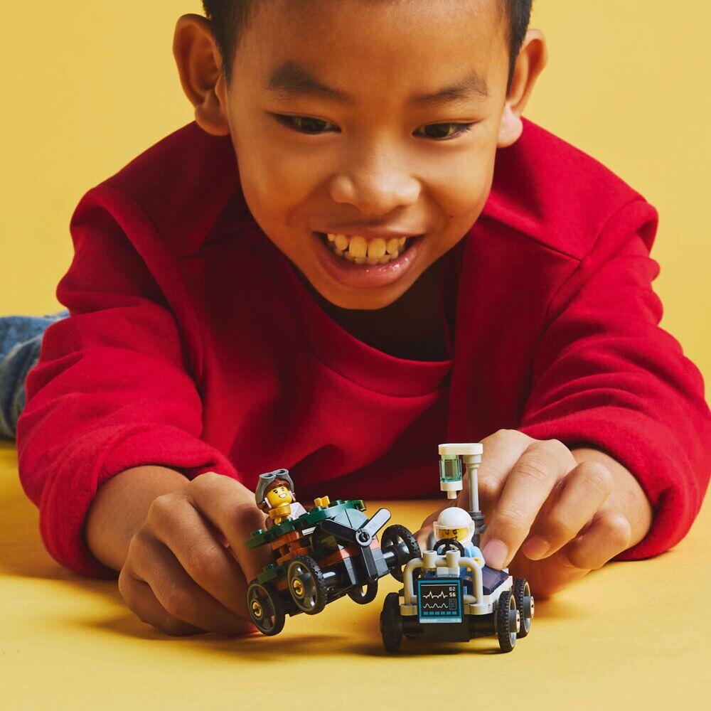 LEGO® City Racerbilpakke flybil mot sykesengbil 60459