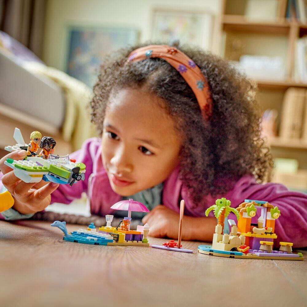 LEGO® Friends Kreativ reise- og strandkoffert 42672