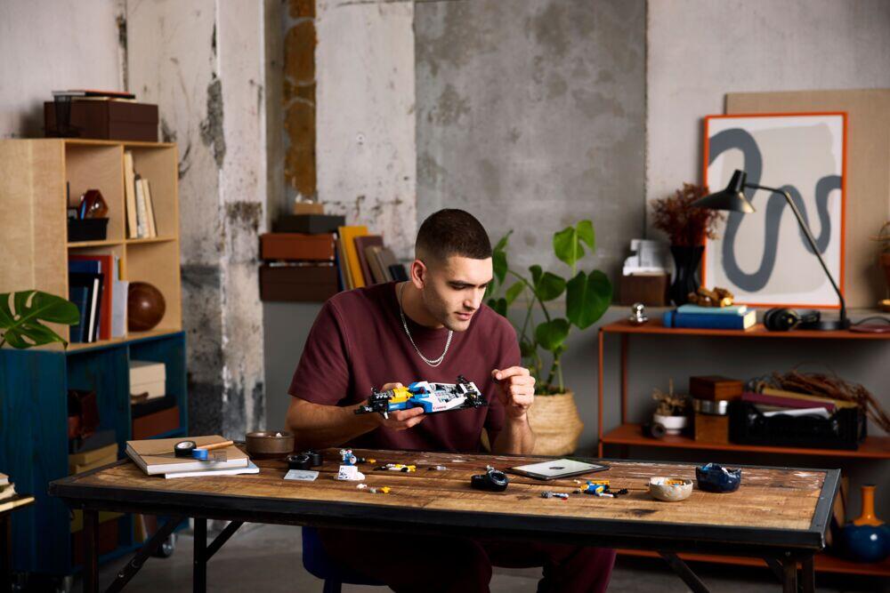 LEGO® Icons Williams Racing FW14B og Nigel Mansell 10353