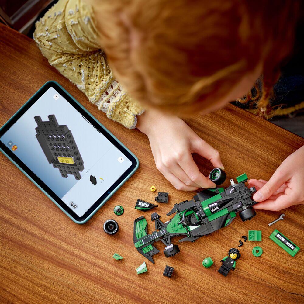 LEGO® Speed Champions KICK Sauber F1® Team C44-racerbil 77247