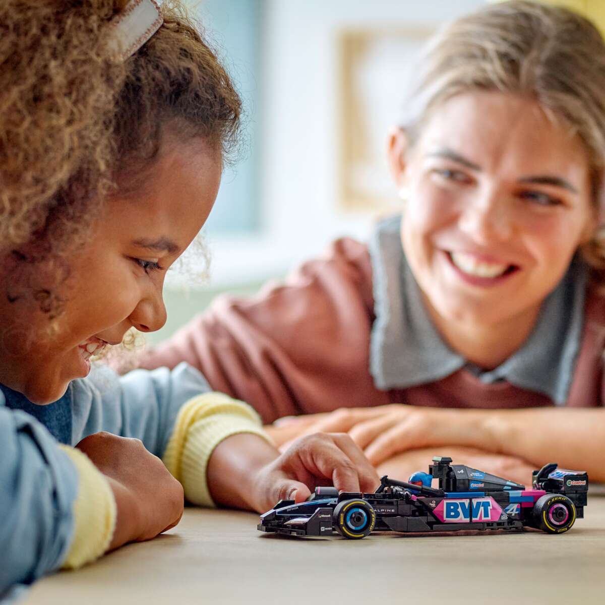 LEGO® Speed Champions BWT Alpine F1® Team A524-racerbil 77248