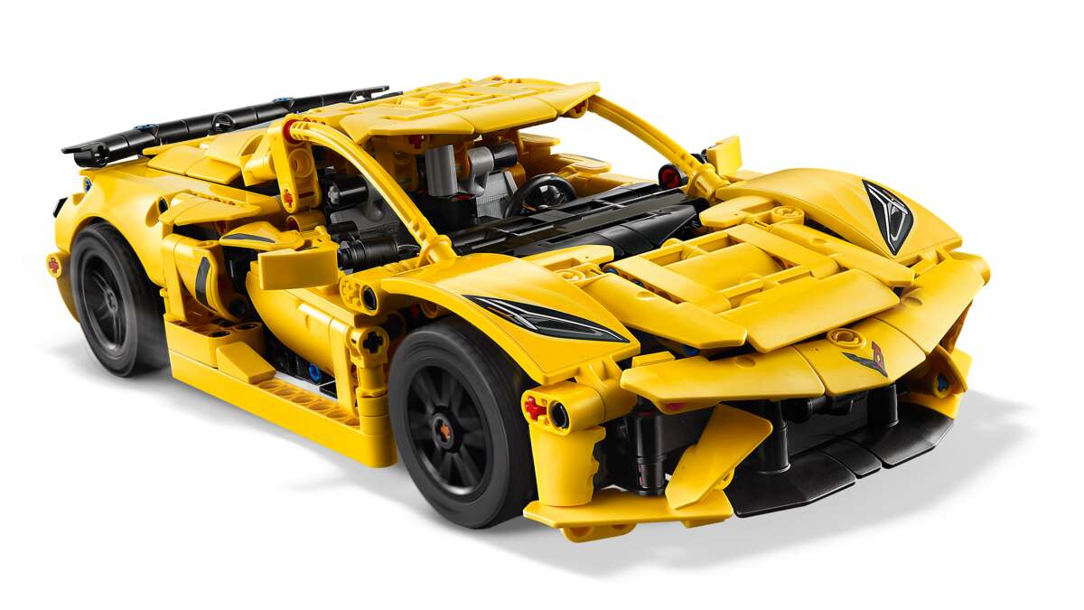 LEGO® Technic Chevrolet Corvette Stingray 42205