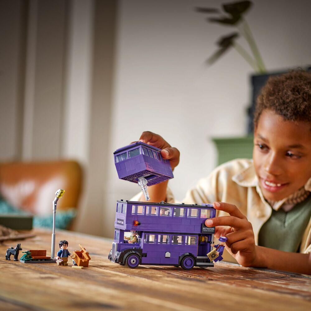 LEGO® Harry Potter™ På eventyr med Fnattbussen 76446