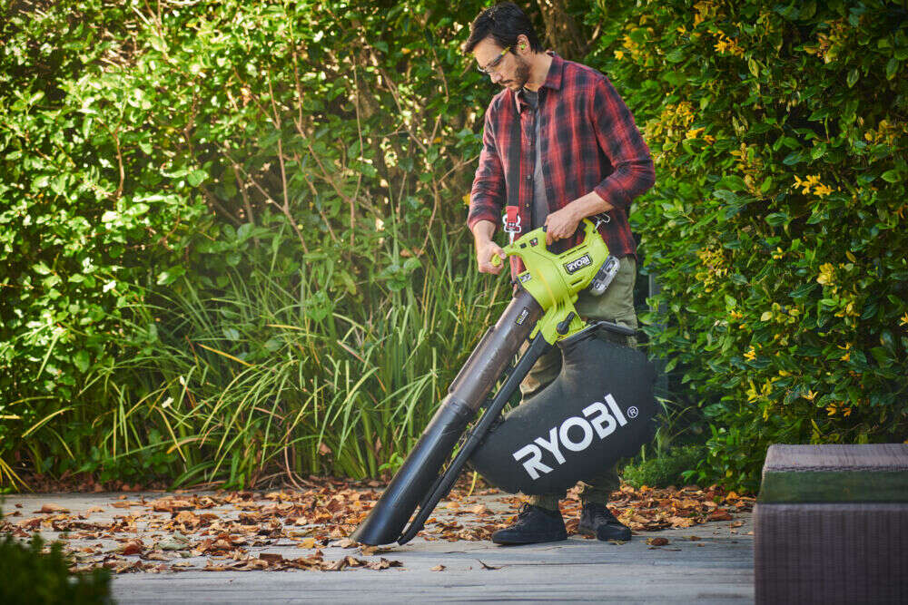 Ryobi RY18BVXA-0 18V hagerydder u/batteri