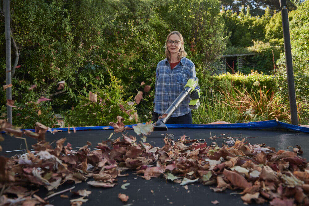 Ryobi RY18BLCXA-0 18V løv-/multiblåser u/batteri