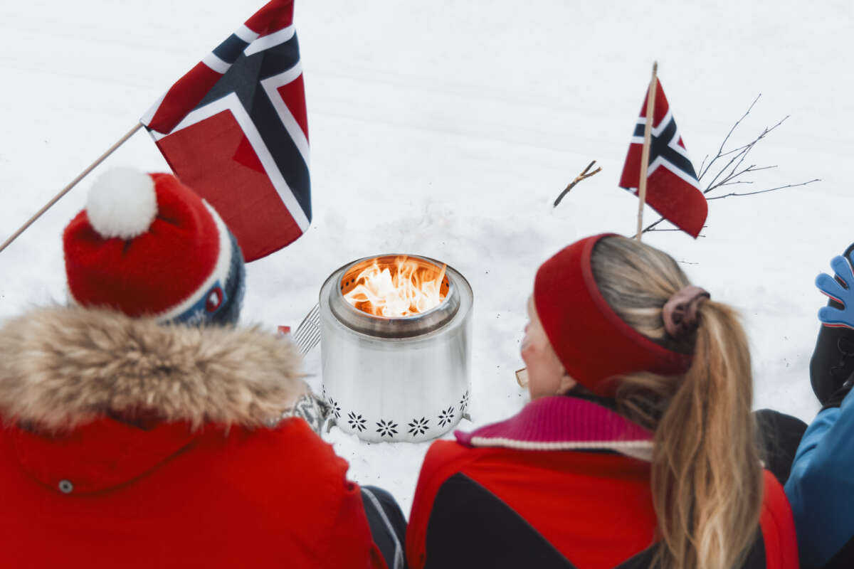 FCC Volcano Camper båltønne m/tilbehør