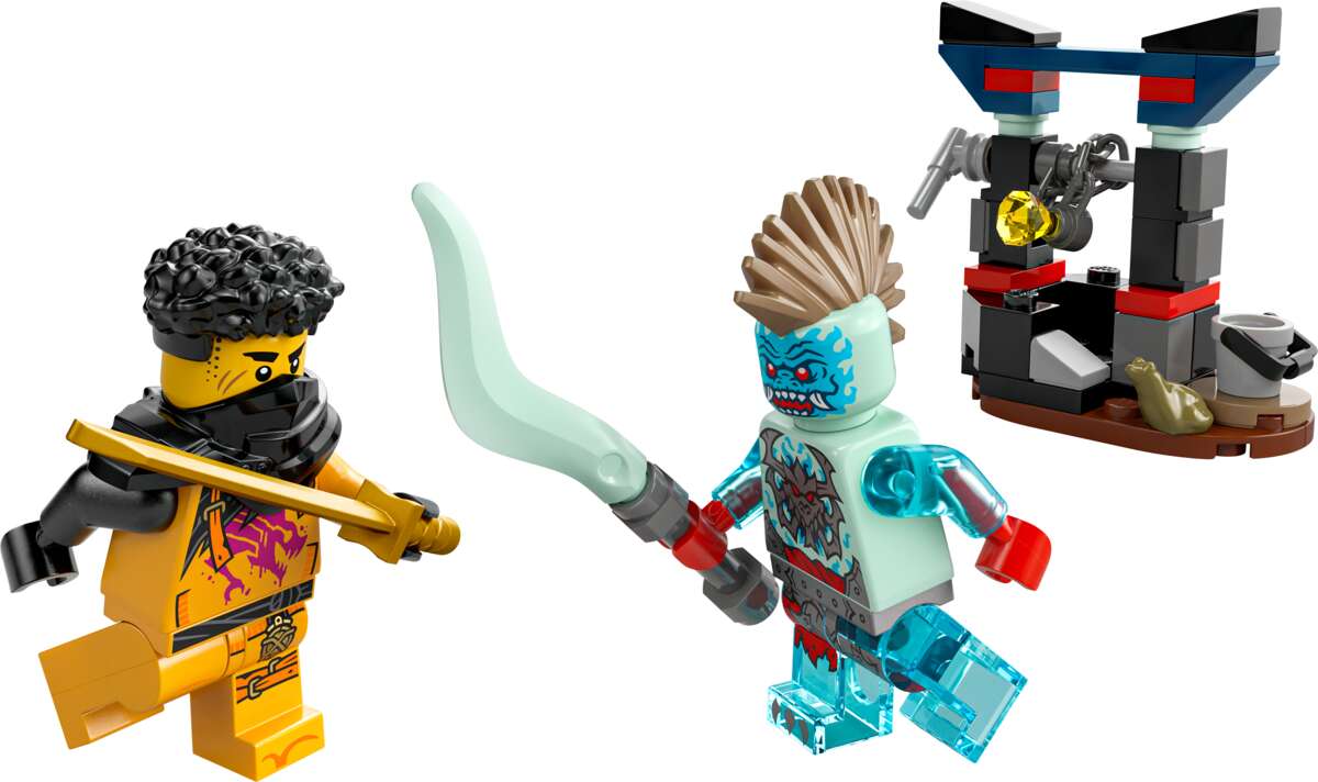 LEGO® NINJAGO® Kamp mellom Arin og en dragon 30700