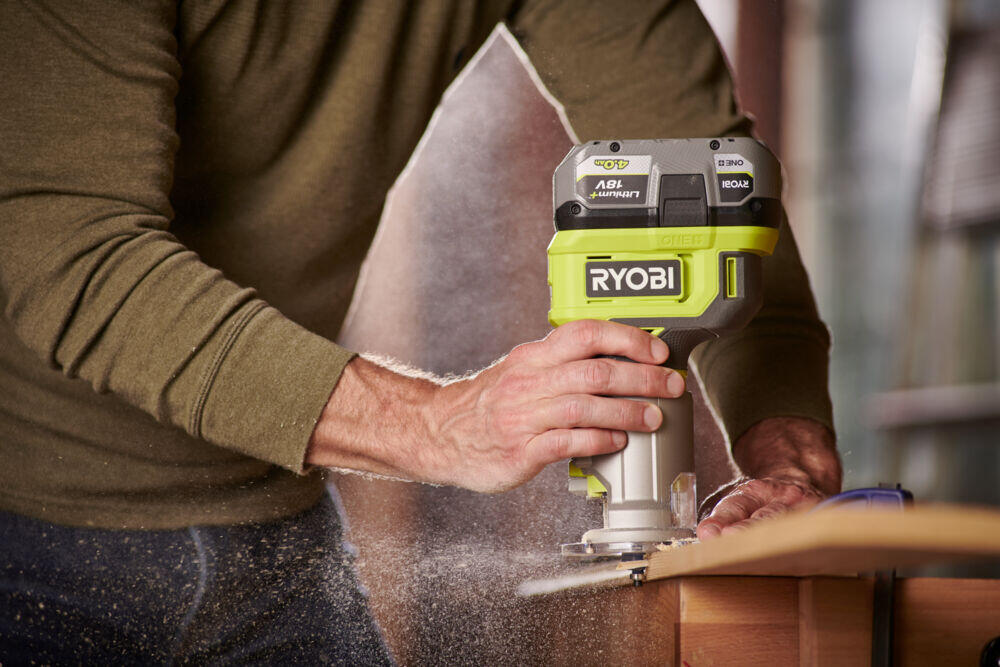 Ryobi ONE+ RTR18-0 overfreser u/batteri