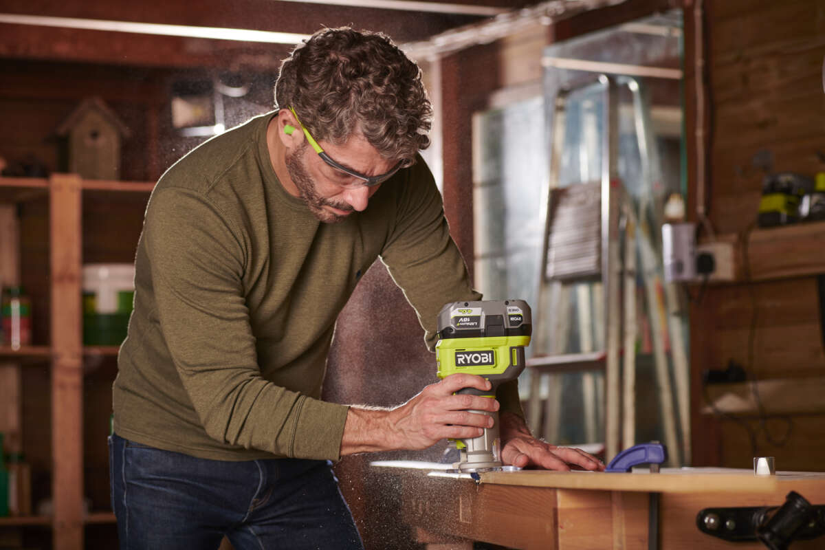 Ryobi ONE+ RTR18-0 overfreser u/batteri